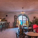 Poseidon Blue Gastronomy فندق