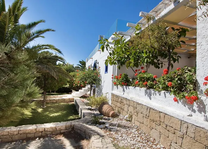 Poseidon Blue Gastronomy Hotel 2*