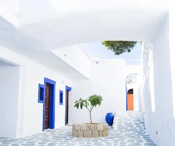 Poseidon Blue Gastronomy Hotel 2*